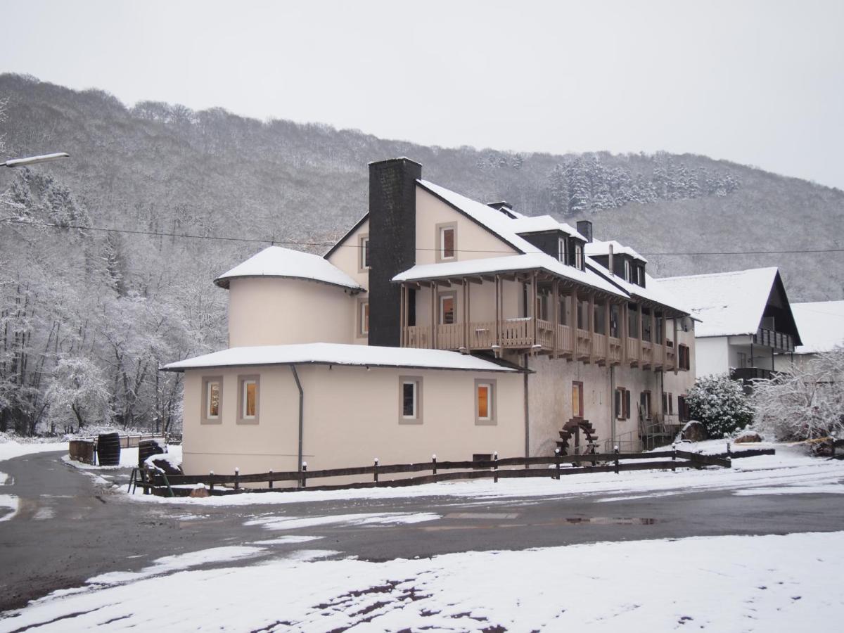 Alte Baeckerei Apartment Bescheid Exterior photo