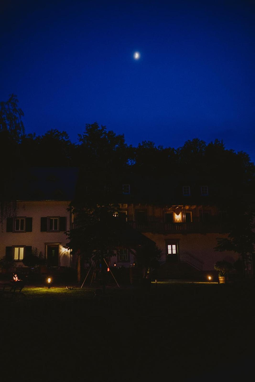Alte Baeckerei Apartment Bescheid Exterior photo